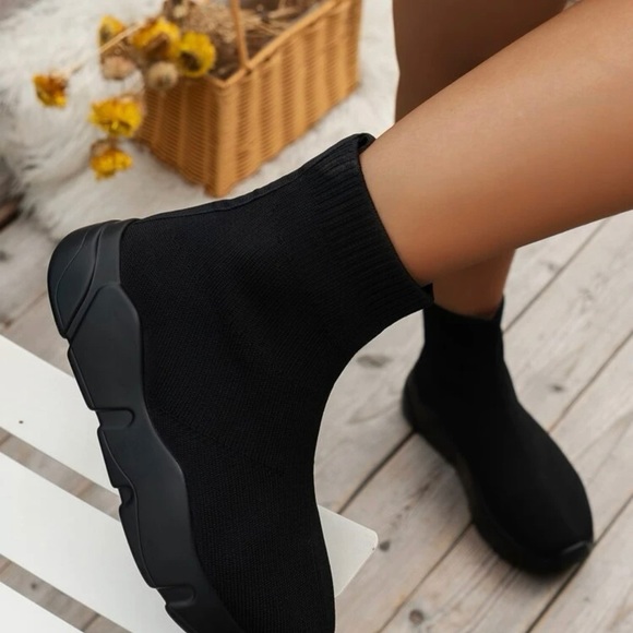 Black snickers - Picture 5 of 5